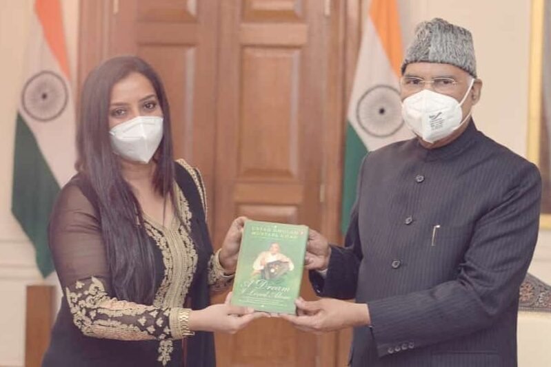 Namrata Gupta Khan meets President Kovind, presents book based on Ghulam Mustafa Khan's life